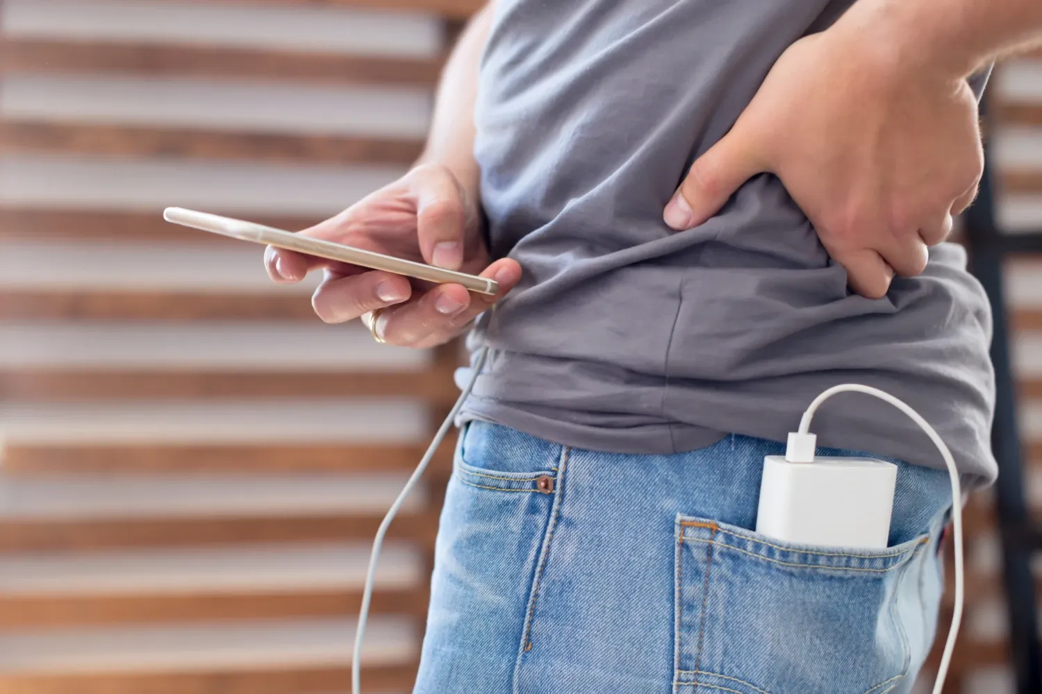 Keep capacity, keep speed: how to reduce iPhone battery stress without losing convenience in your daily routine